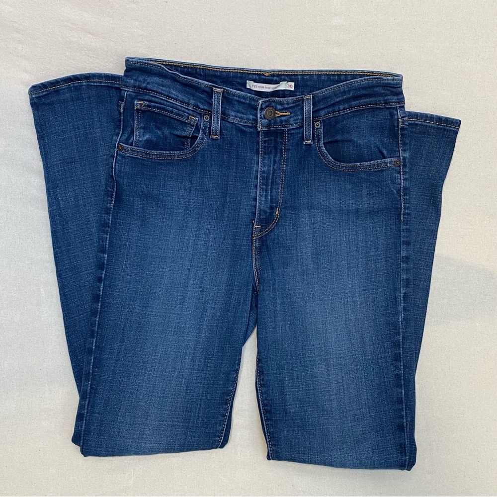 Levi’s 721 high rise skinny jeans size 30